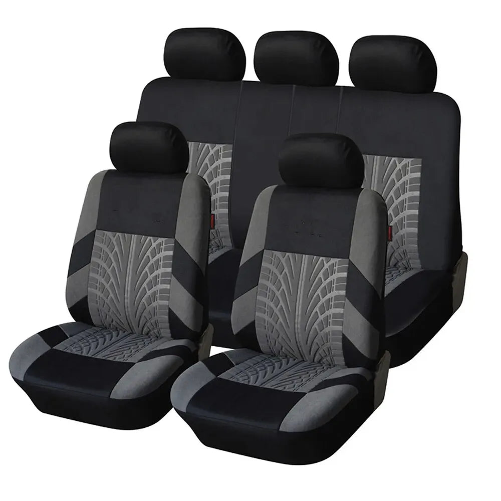 DÉTAIL DU DESIGN SPORTIF DE LA HOUSSE VOITURE INTÉRIEURE POUR HABITACLE PERSONNALISÉ