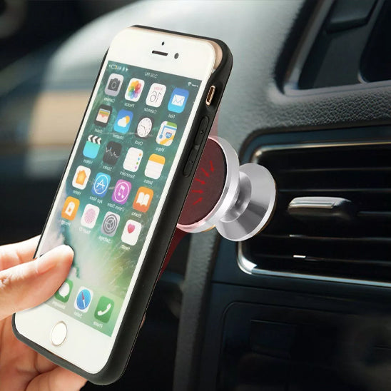 Support de téléphone pour voiture argent ultra-mince, installé dans un SUV moderne