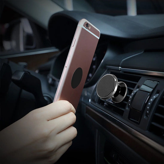 Support de téléphone pour voiture décoratif et fonctionnel, installé dans une voiture citadine pour jeune conducteur