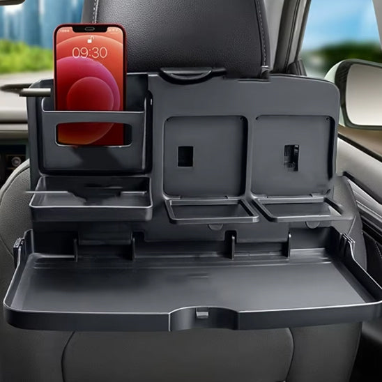 Support tablette voiture utilisé par un commercial pour déjeuner dans sa voiture