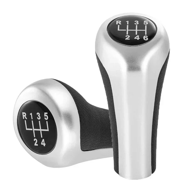 pommeau-de-levier-de-vitesse-design-chrome