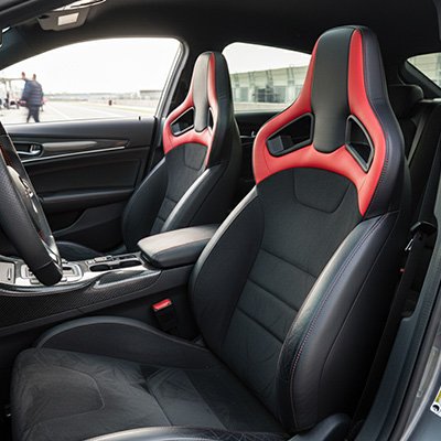 Appui tête pour voiture premium alliant confort, durabilité et esthétisme