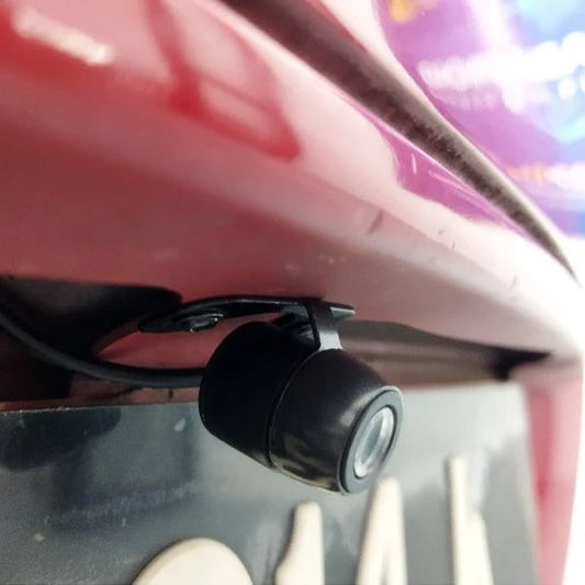 CAMERA DE RECUL VOITURE FACILE A INSTALLER ET INTUITIVE
