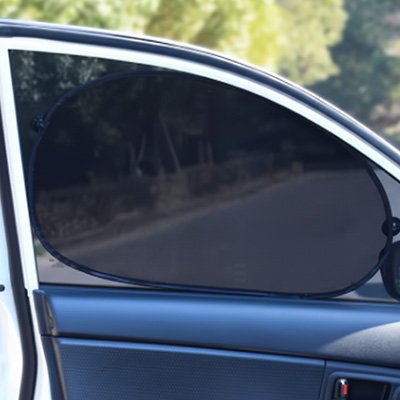 Pare soleil cars équipé de ventouses résistantes pour une fixation stable