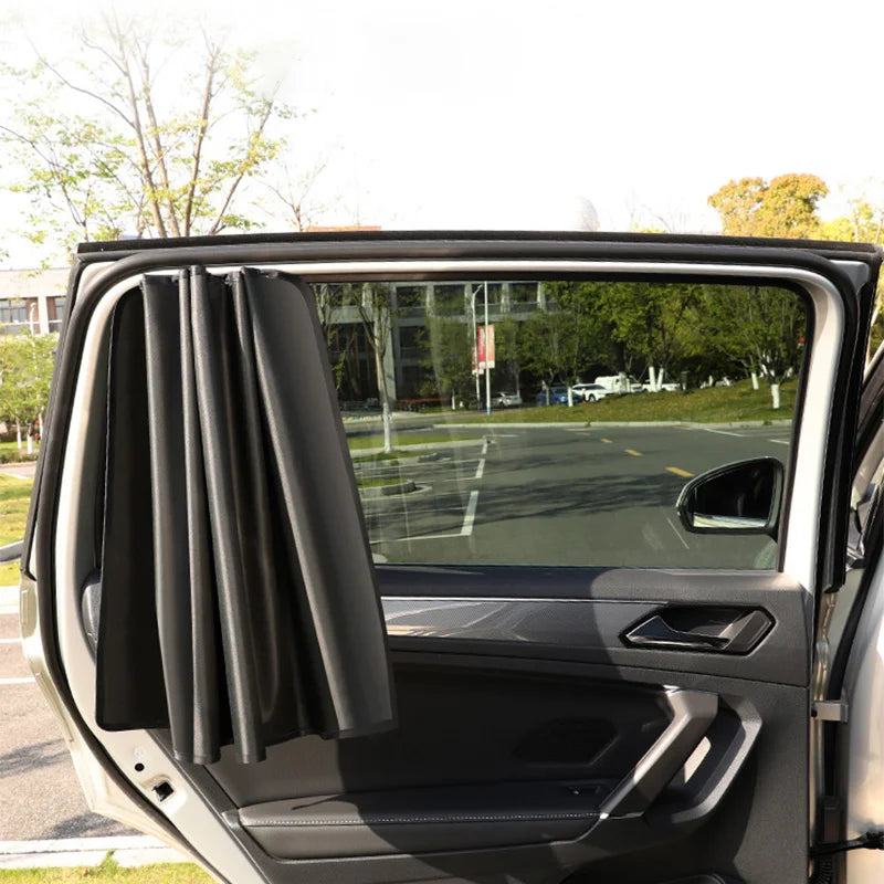 PARE SOLEIL POUR VOITURE ADAPTE AUX VITRES D UNE BERLINE MODERNE