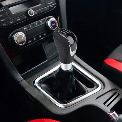 Pommeau de levier de vitesse ergonomique avec finition chrome