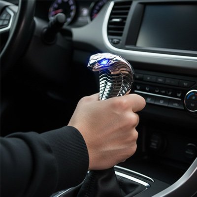 Pommeau de vitesse avec LED bleues pour voiture manuelle