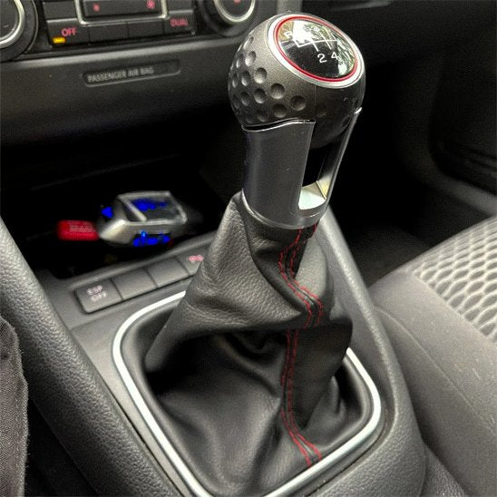 Pommeau de vitesse compact et léger