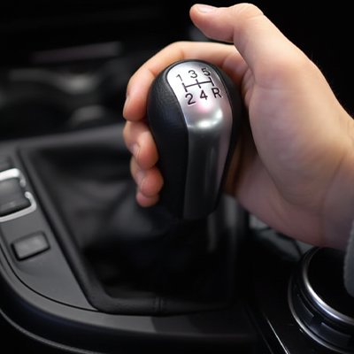 Pommeau de vitesse élégant finition chrome