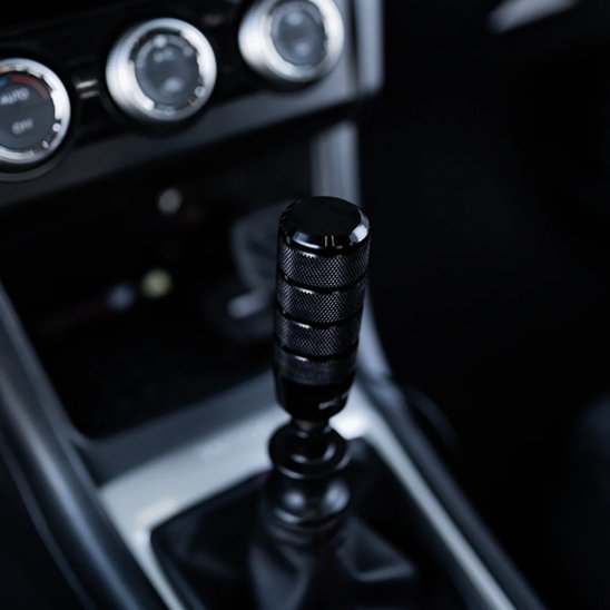 Pommeau de vitesse ergonomique avec texture antidérapante