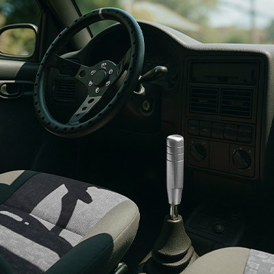 Pommeau de vitesse ergonomique pour prise en main confortable