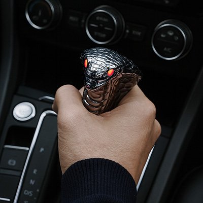 Pommeau de vitesse look agressif pour voiture personnalisée