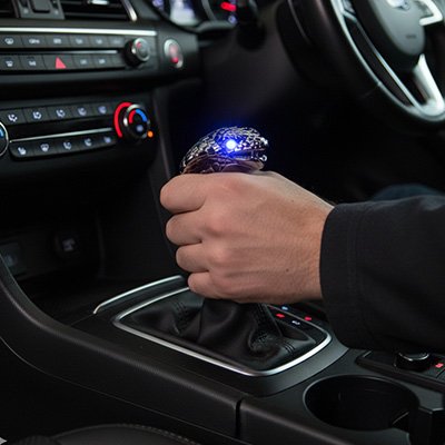 Pommeau de vitesse lumineux idéal pour conduite de nuit