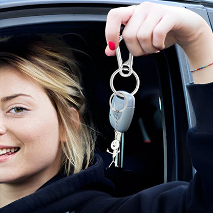 PORTE CLÉ POUR VOITURE COMPACT ET FONCTIONNEL
