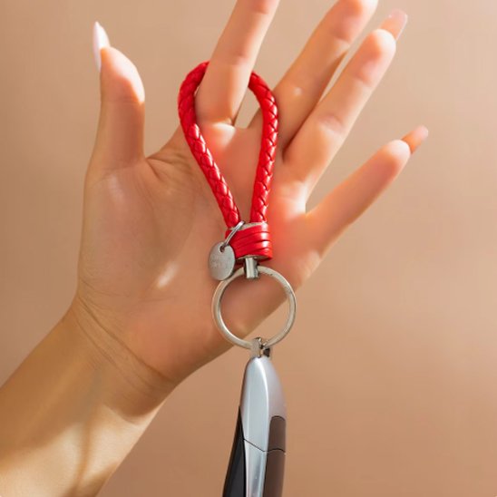 PORTE CLÉS VOITURE LUMINEUX POUR UNE VISIBILITÉ PARFAITE
