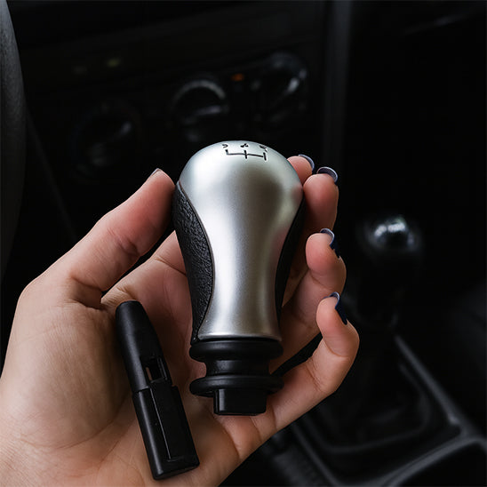 SUPPORT SMARTPHONE VOITURE AVEC FIXATION VENTOUSE ULTRA RÉSISTANTE