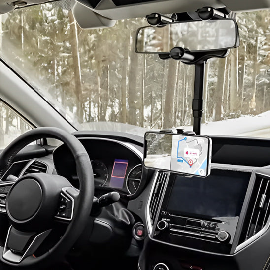 Main ajustant l’angle du support voiture pour telephone pour éviter les reflets
