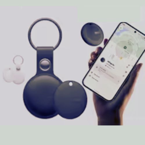 Traceur GPS sans abonnement accroché aux clés de voiture pour éviter la perte